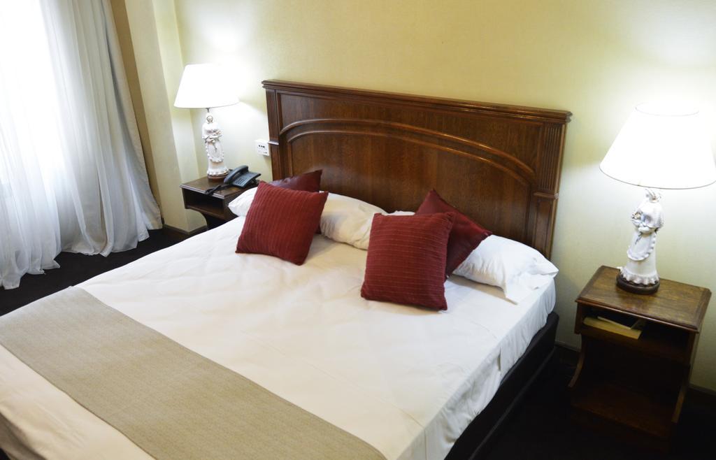 Hotel Posta Carretas Buenos Aires Luaran gambar