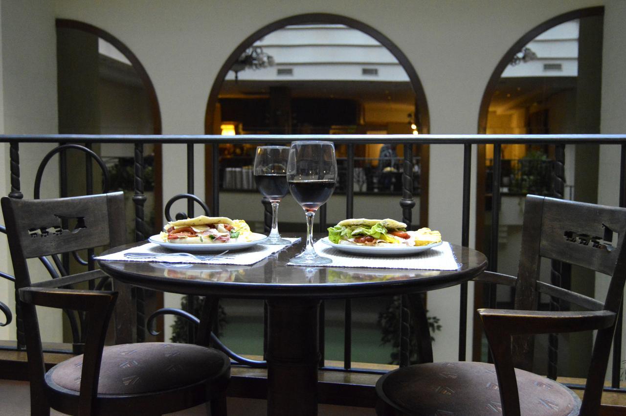 Hotel Posta Carretas Buenos Aires Luaran gambar