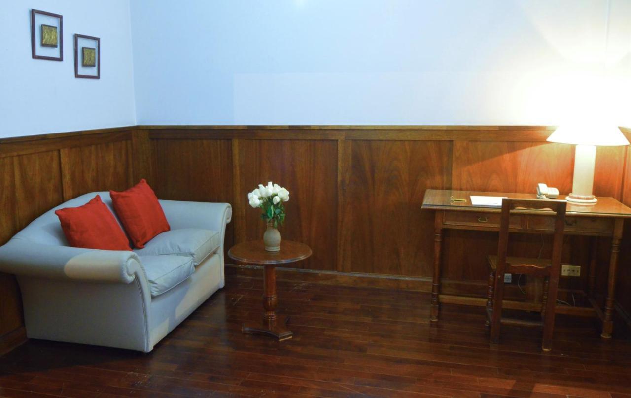 Hotel Posta Carretas Buenos Aires Luaran gambar